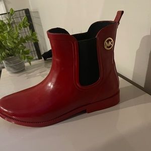 MICHAEL Michael Kors Women’s Short Red Rain Boots